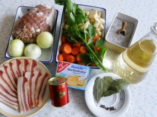 Putenrollbraten in Sahnesauce à la "Oòrndrasch"...( Rzpt. um 1990) - Rezept - Bild Nr. 3