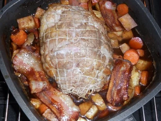 Putenrollbraten in Sahnesauce à la "Oòrndrasch"...( Rzpt. um 1990) - Rezept - Bild Nr. 11