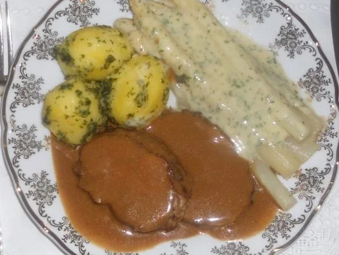 Putenrollbraten in Sahnesauce à la "Oòrndrasch"...( Rzpt. um 1990) - Rezept - Bild Nr. 43