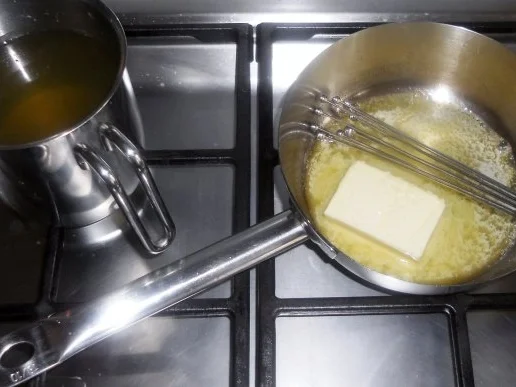 Putenrollbraten in Sahnesauce à la "Oòrndrasch"...( Rzpt. um 1990) - Rezept - Bild Nr. 30