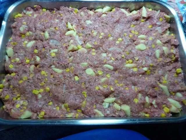 Rezept: FL:Rind/Schwein: Hackkuchen überbacken Bild Nr. 5 FL:Rind/Schwein: Hackkuchen überbacken - Rezept - Bild Nr. 5