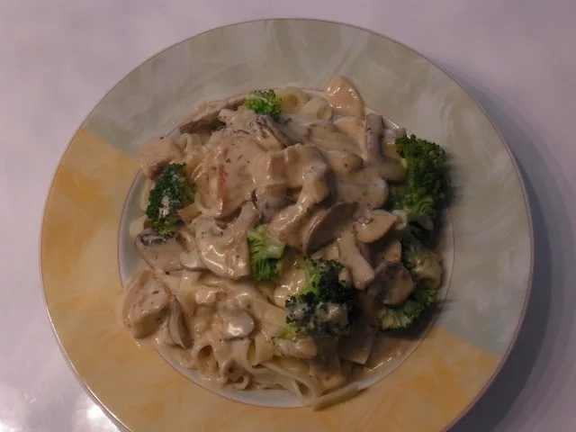 Puten-Sahne-Champions-Geschnetzeltes mit Broccoli und Bandnudeln - Rezept - Bild Nr. 5