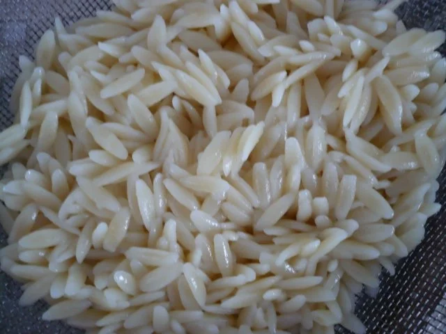 Kritharaki - Salat mit Schafskäse - Rezept - Bild Nr. 3