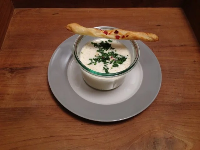 Pastinakenschaumsüppchen - Rezept
