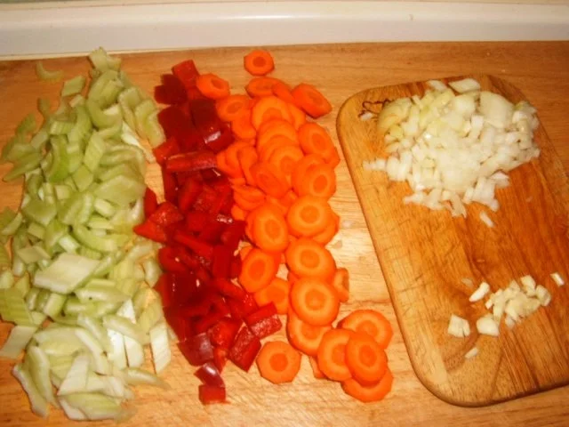 Rezept: Erbsen- Nudelsuppe Bild Nr. 3 Erbsen- Nudelsuppe - Rezept - Bild Nr. 3