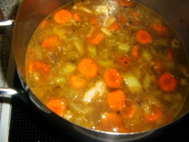 Rezept: Erbsen- Nudelsuppe Bild Nr. 6 Erbsen- Nudelsuppe - Rezept - Bild Nr. 6