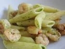 Rezept: Penne mit Bärlauchpesto und Garnelen Penne mit Bärlauchpesto und Garnelen - Rezept