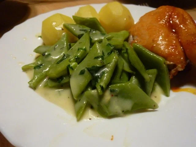 Beilage: Stangenbohnen in Bärlauchbéchamel - Rezept