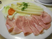 Rezept: Spargel an Kochschinken Spargel an Kochschinken - Rezept