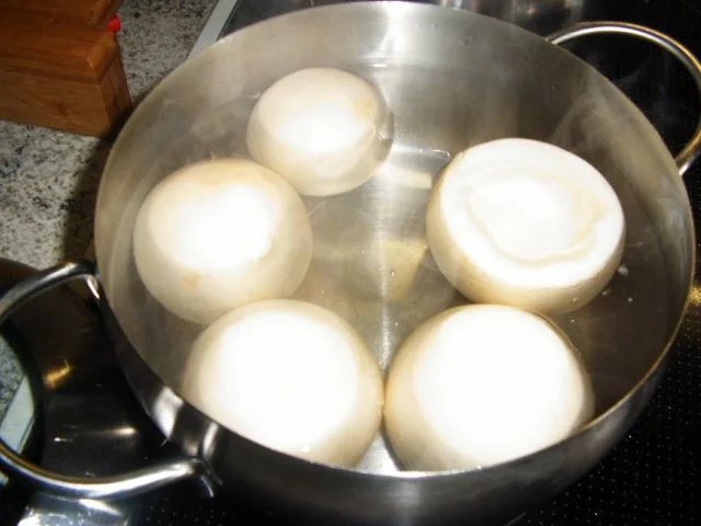 Rezept: Gefüllte Mairübchen mit Putengeschnetzelten Bild Nr. 4 Gefüllte Mairübchen mit Putengeschnetzelten - Rezept - Bild Nr. 4