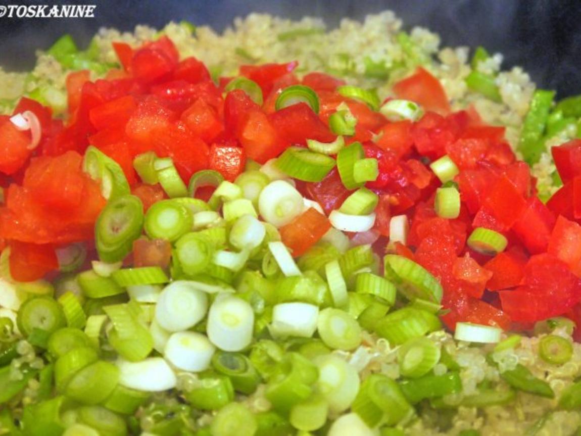 Rotbarschfilet mit Senf Thymian Kruste auf Gemüse Quinoa - einfach ...