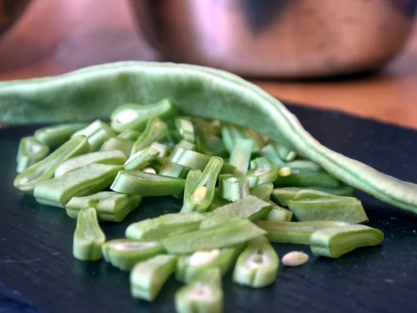 Rotbarschfilet mit Senf-Thymian-Kruste auf Gemüse-Quinoa - Rezept - Bild Nr. 8