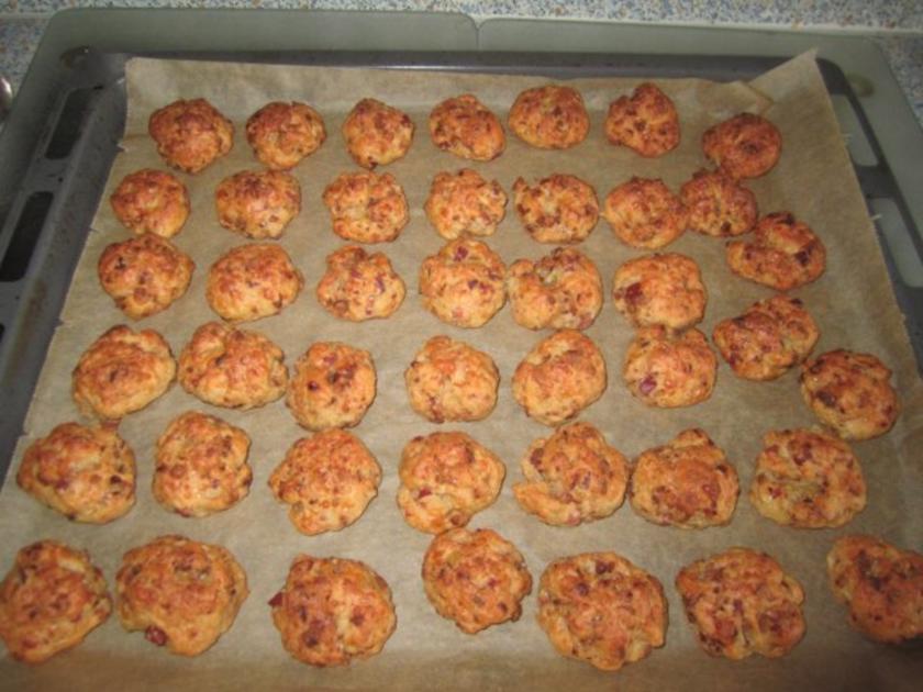 Fingerfood ~ Pizzabällchen ~ - einfach - 183 kcal/100g