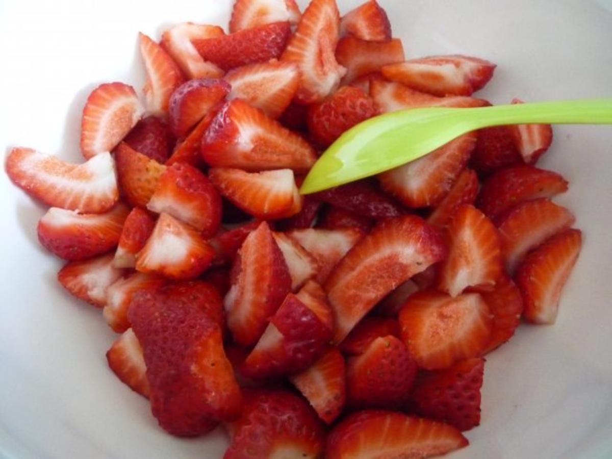 Vegan : Spargel - Erdbeersalat - nicht nur für Veggis - Rezept - Bild Nr. 4