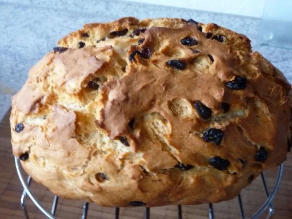 Rezept: Rosinenbrot aus dem Ultra...... Rosinenbrot aus dem Ultra...... - Rezept