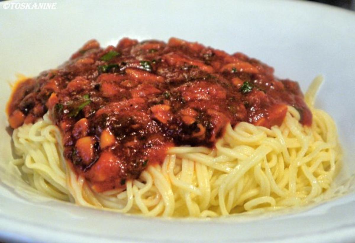 Spaghetti mit Kräuterseitlings-Tomaten-Sugo - Rezept - Bild Nr. 15