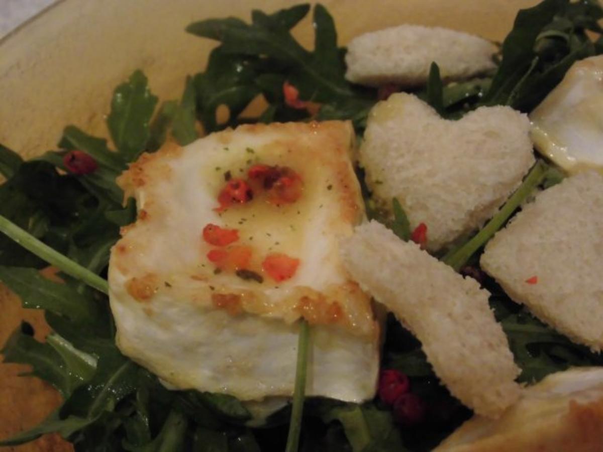 Rucola Salat mit Ziegenkäse und rosa Pfeffer - Rezept - Bild Nr. 3