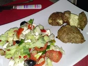 Türkische Köfte mit Fetakäse gefüllt - Rezept