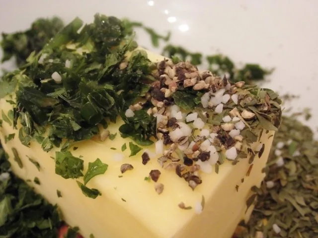 T Bone oder Porterhouse Steak - Würzbutter - gebräunte Champignons und Fritten Spalten - Rezept - Bild Nr. 4