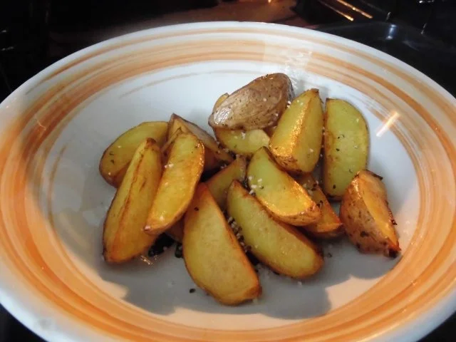 T Bone oder Porterhouse Steak - Würzbutter - gebräunte Champignons und Fritten Spalten - Rezept - Bild Nr. 9