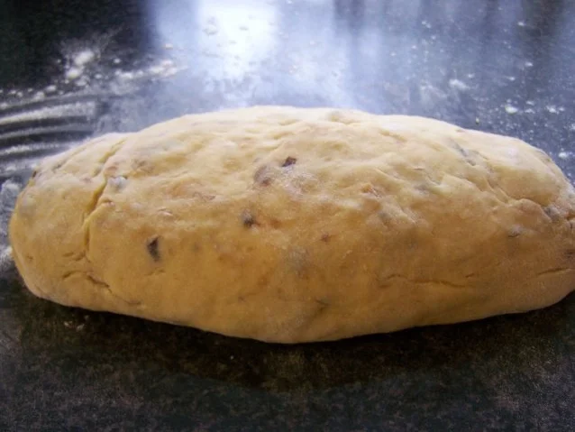 Rezept: geflochtenes Früchtebrot Bild Nr. 10 geflochtenes Früchtebrot - Rezept - Bild Nr. 10