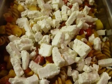 Rezept: Feta-Nudel-Auflauf Bild Nr. 6 Feta-Nudel-Auflauf - Rezept - Bild Nr. 6