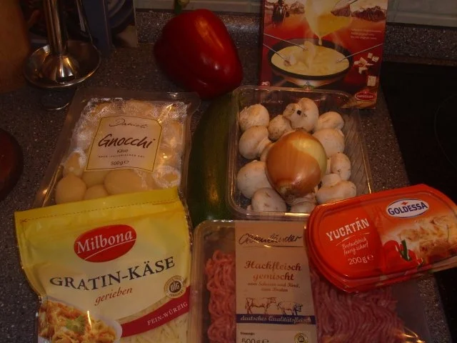 Rezept: Gnocchi Auflauf mit Kåsefondue Bild Nr. 2 Gnocchi Auflauf mit Kåsefondue - Rezept - Bild Nr. 2