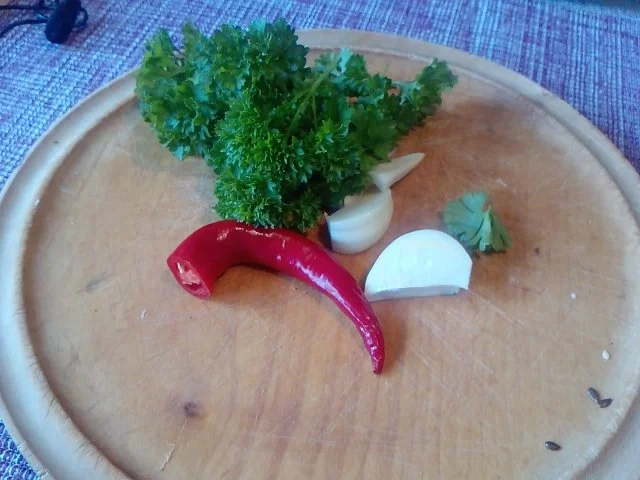 DAS GEILSTE GRILLHÄHNCHEN DES ALLGÄUS AN BRATGEMÜSESALAT - Rezept - Bild Nr. 9