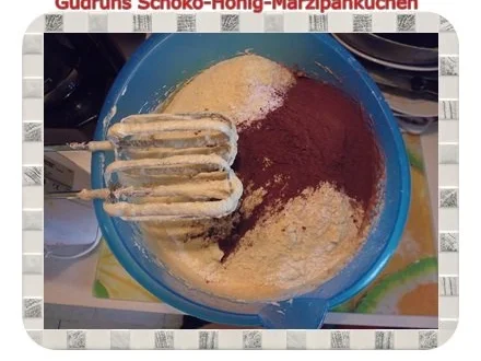 Kuchen: Schoko-Honig-Marzipankuchen - Rezept - Bild Nr. 9