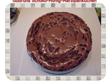 Kuchen: Schoko-Honig-Marzipankuchen - Rezept - Bild Nr. 14