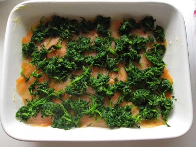 Spargelauflauf mit Spinat, Tomaten und Lachs - Rezept - Bild Nr. 5