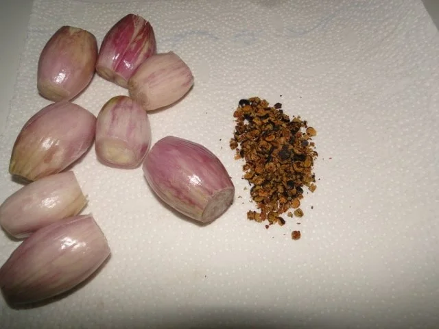 Hasenkeulen mit Brokkoliröschen und Wacholder-Weinsauce - Rezept - Bild Nr. 7