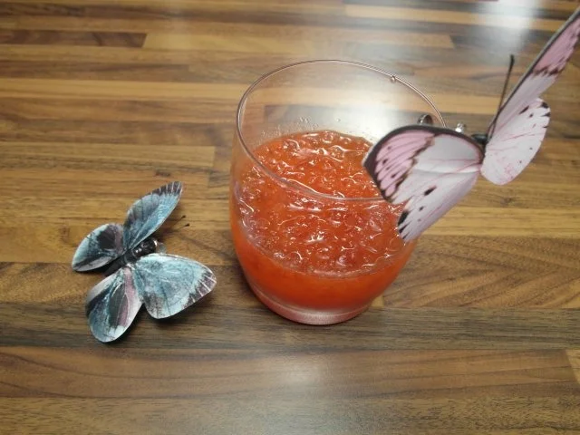 Erdbeer-Rhabarber-Limes - Rezept