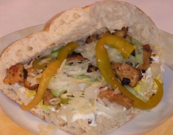 Puten Gyros im Fladenbrot - Rezept mit Bild - kochbar.de