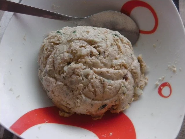 Warme Ofenbrot-Ecken mit frischer Thunfischbutter - Rezept - Bild Nr. 2