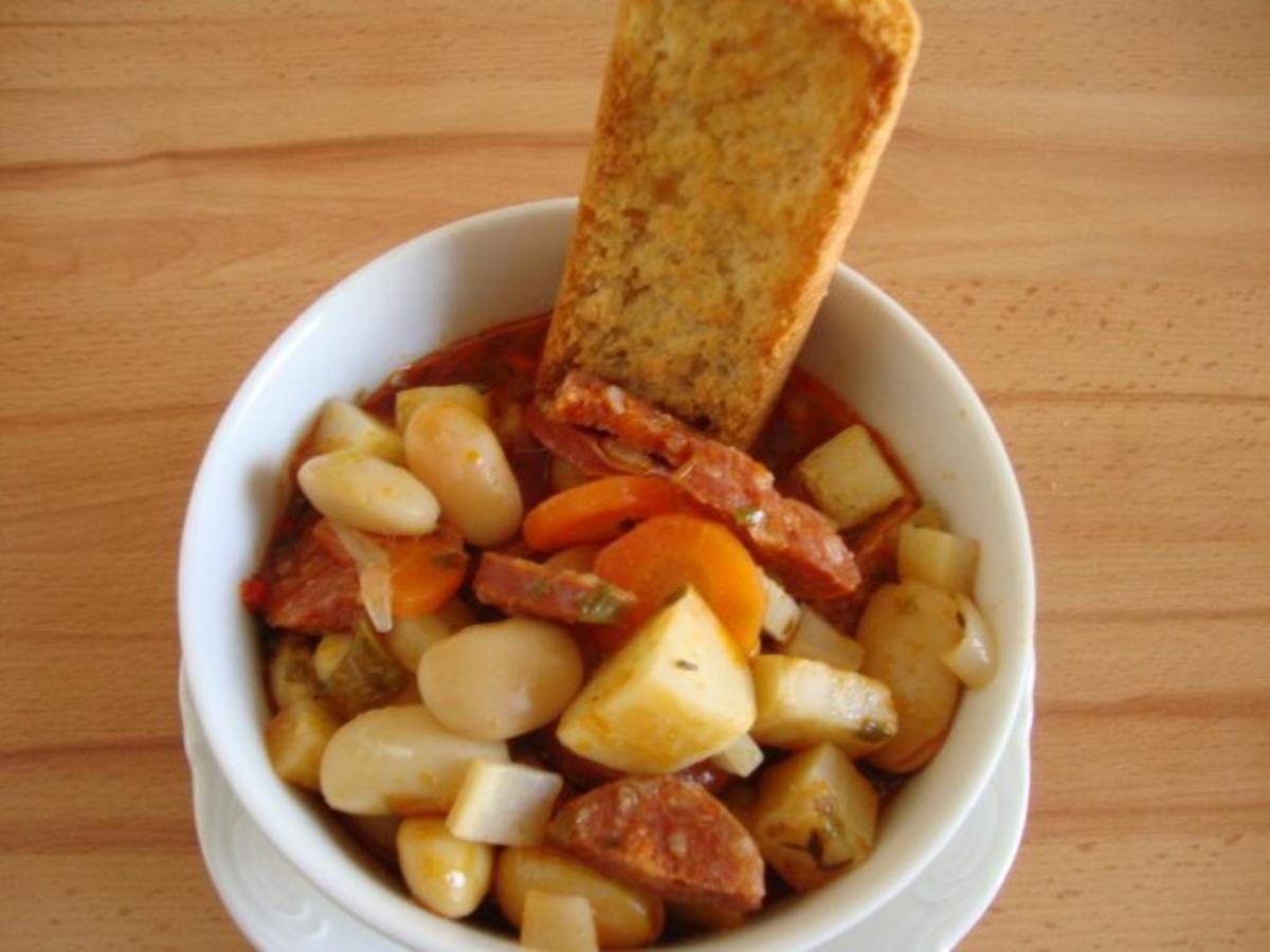 Spanische Bohnensuppe mit Chorizo - Rezept - Bild Nr. 2