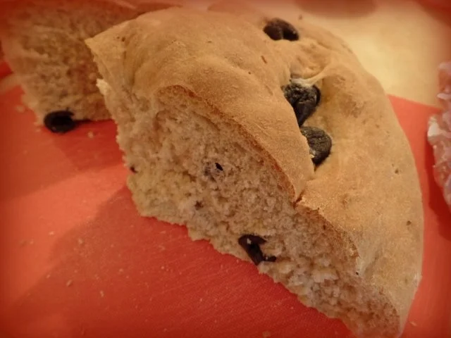 Mediterranes Olivenbrot - Rezept - Bild Nr. 2