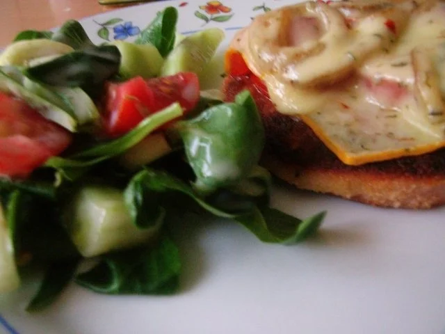 überbackene Jägerschnitzel mit Tomaten und Zwiebelringen - Rezept - Bild Nr. 12