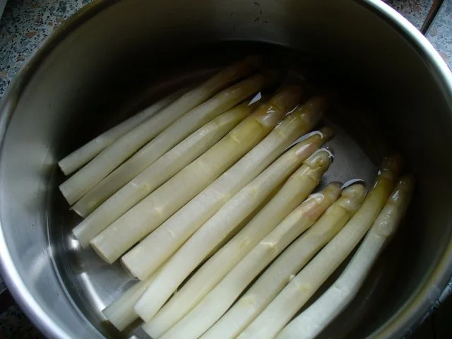 Zunge mit frischem Spargel - Rezept - Bild Nr. 3