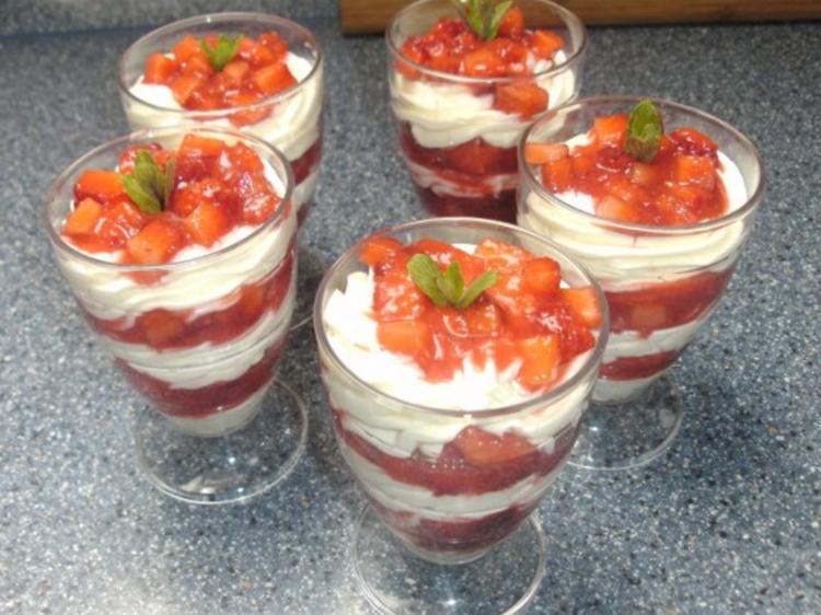 Erdbeer Quark Schichtdessert - einfach - von Backfee1961