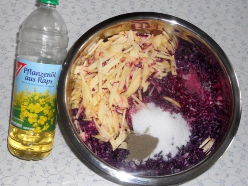 Rotkohl - Rohkostsalat - à la &amp;quot;Oòrndrasch&amp;quot; (Rzpt. um 1976) - Rezept