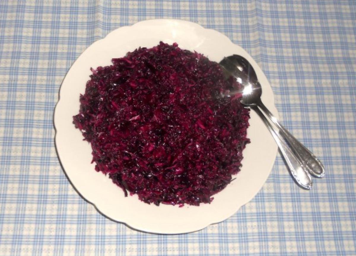 Rotkohl - Rohkostsalat - à la &amp;quot;Oòrndrasch&amp;quot; (Rzpt. um 1976) - Rezept ...