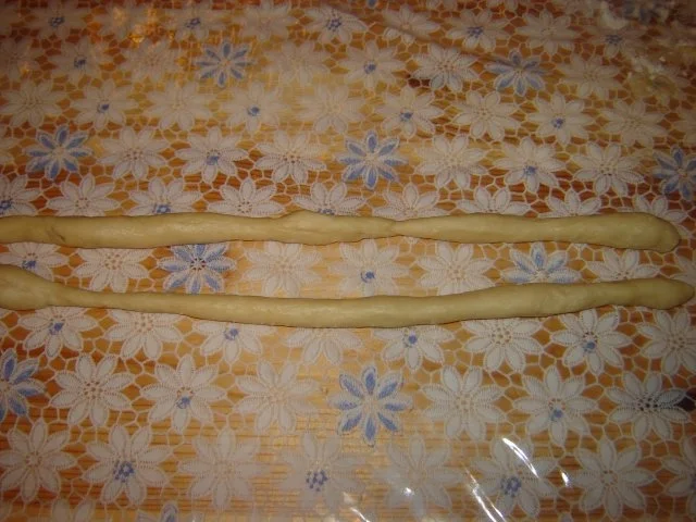 Rezept: Süße Hefekränze Bild Nr. 7 Süße Hefekränze - Rezept - Bild Nr. 7