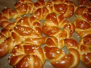 Süße Hefekränze - Rezept