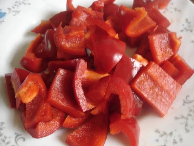 Hähnchenbrustfiletschaschlik mit Erdnusssauce und Gemüsereis - Rezept - Bild Nr. 3