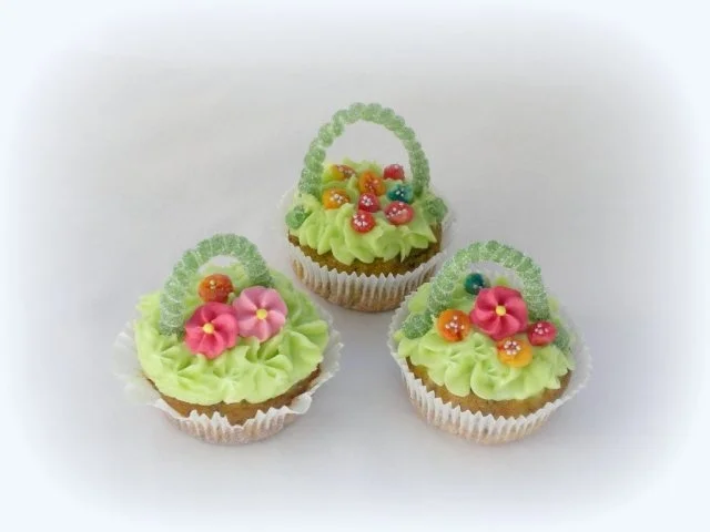 Rezept: Avocado Cupcakes - Frühlingskörbchen Bild Nr. 2 Avocado Cupcakes - Frühlingskörbchen - Rezept - Bild Nr. 2