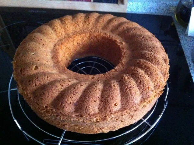 Saftiger Maripan -Rüblikuchen - Rezept - Bild Nr. 2