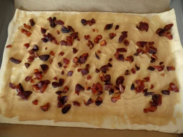 Rezept: Aprikosen-Erdnussmus-Blätterteig-Plätzchen Bild Nr. 2 Aprikosen-Erdnussmus-Blätterteig-Plätzchen - Rezept - Bild Nr. 2