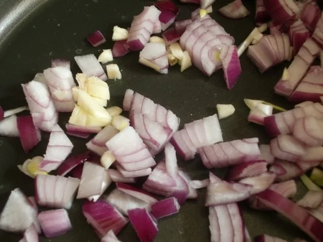 Rezept: scharfe Scholle auf Spinat Bild Nr. 4 scharfe Scholle auf Spinat - Rezept - Bild Nr. 4