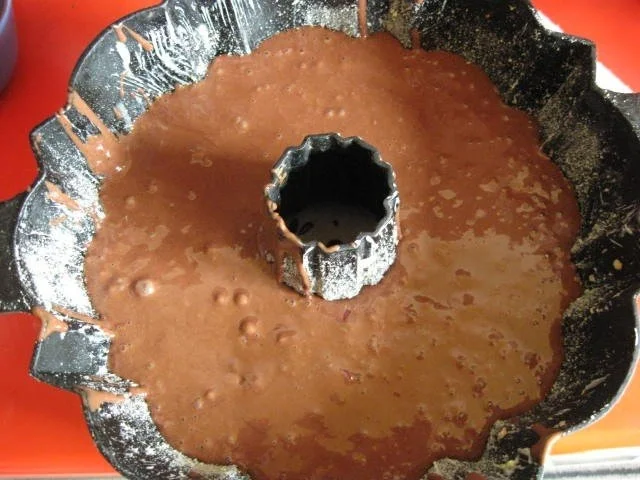 Schoko - Kirsch - Cola - Gugelhupf - Rezept - Bild Nr. 10